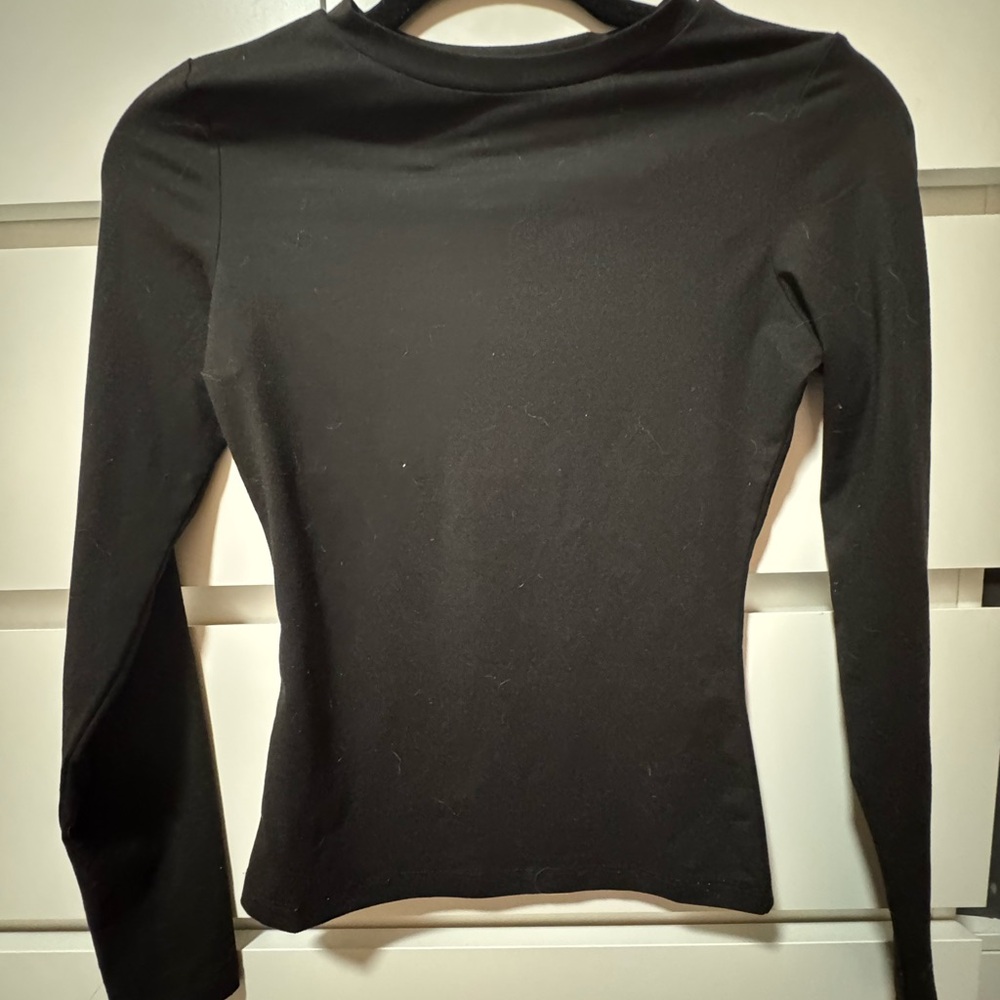 Amazon Classic Black Long Sleeve Top
